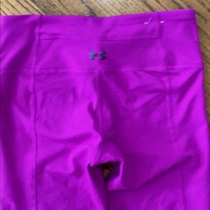 NWOT Under Armor yoga pants
